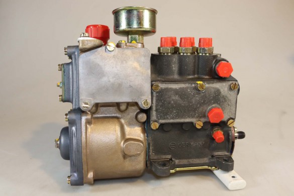 Einspritzpumpe für Rennmotor, komplett 911.110.022.74 /1,02301x neu_3